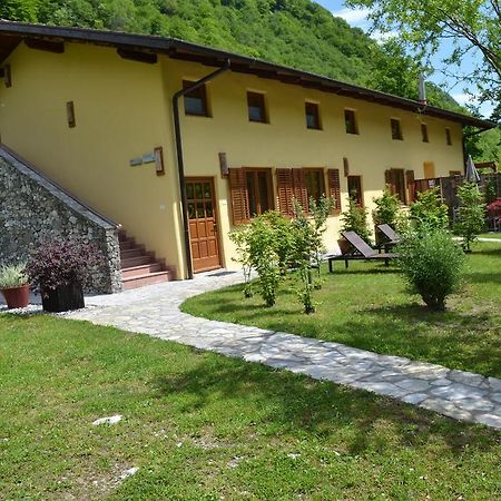 Hotel Pocitniska Hisa Lazar à Kobarid Extérieur photo