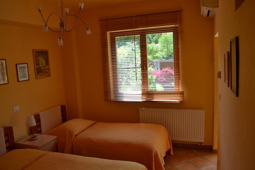 Hotel Pocitniska Hisa Lazar à Kobarid Extérieur photo