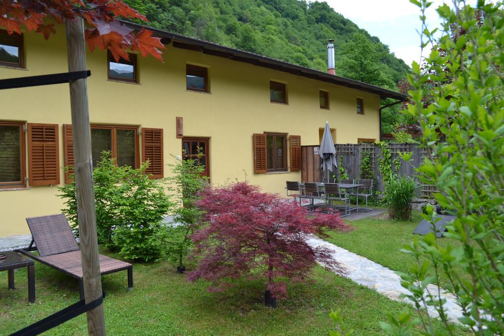 Hotel Pocitniska Hisa Lazar à Kobarid Extérieur photo